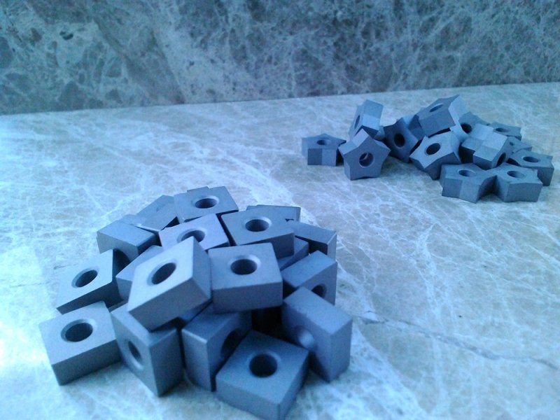 Tungsten Carbide Cutting Diamands